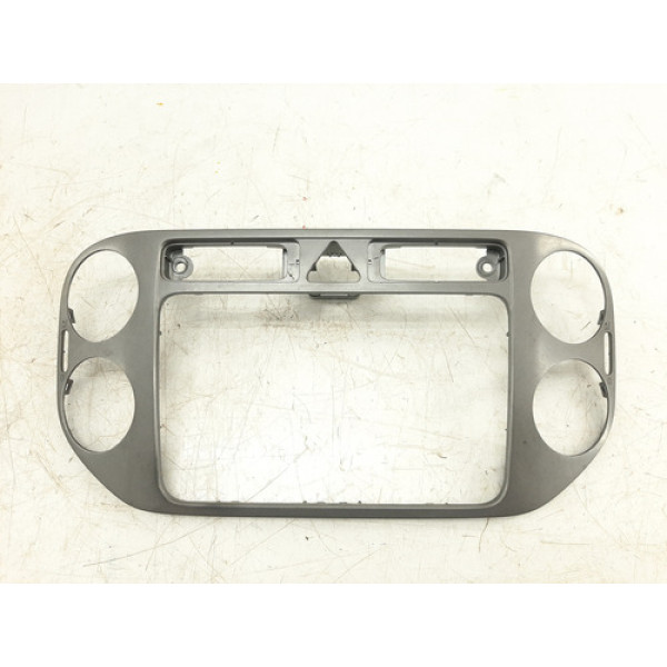 Moldura Painel Midia Tiguan 2010